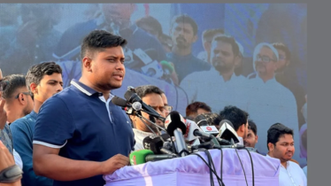 ফার্মের মুরগিরা রাস্তায় নেমেছিলো বলেই আপনারা মন্ত্রী: হাসনাত