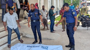 কুয়াকাটায় সড়ক দুর্ঘটনায় পর্যটক নিহত, আহত ৩ কুয়াকাটায় সড়ক দুর্ঘটনায় পর্যটক নিহত, আহত ৩