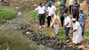 যশোরে ডেঙ্গু প্রতিরোধে পরিচ্ছন্নতা কার্যক্রমের উদ্বোধন যশোরে ডেঙ্গু প্রতিরোধে পরিচ্ছন্নতা কার্যক্রমের উদ্বোধন