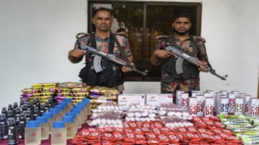 বেনাপোল সীমান্তে  বিজিবির ১২ লাখ টাকার চোরাচালান জব্দ