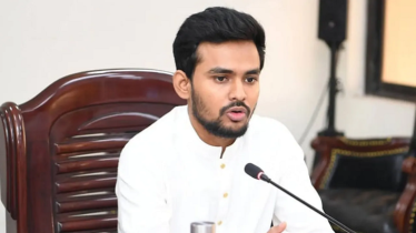 ভাড়া বিতর্কে ব্যঙ্গ, সামাজিক মাধ্যমে ঝড় তুললেন আসিফ মাহমুদ