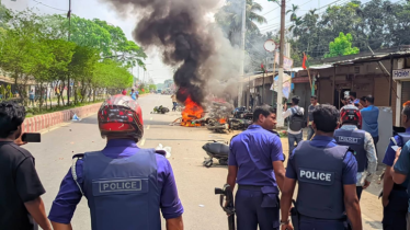 ঈশ্বরদীতে বিএনপির দুই গ্রুপের রক্তক্ষয়ী সংঘর্ষ, আহত ৩৫