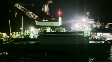 পদ্মায় বাস দুর্ঘটনা: ৪০ যাত্রীর মধ্যে ১১ জন জীবিত উদ্ধার