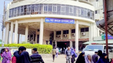 ফেনীতে ভয়াবহ ত্রিমুখী সংঘর্ষে নিহত ৩