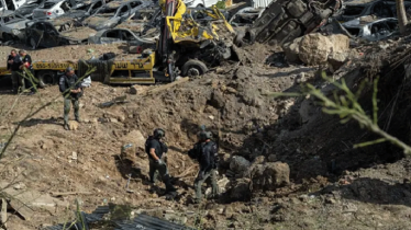 ইরানি মিসাইল হামলায় ক্ষতবিক্ষত ইসরায়েল ইরানি মিসাইল হামলায় ক্ষতবিক্ষত ইসরায়েল