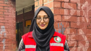 জাবি ছাত্রীর রক্তাক্ত লাশ উদ্ধার, যুবক আটক