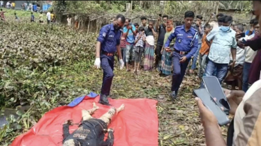 নোয়াখালীতে পুকুর সেচতে মিললো অর্ধগলিত লাশ  