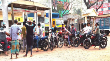 শার্শা-বেনাপোলে জ্বালানি তেলের কৃত্রিম সংকট, পাম্পে উপচে পড়া ভিড় শার্শা-বেনাপোলে জ্বালানি তেলের কৃত্রিম সংকট, পাম্পে উপচে পড়া ভিড়