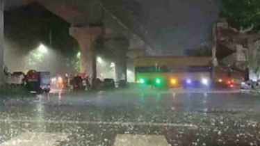 ভ্যাপসা গরমের পর ঢাকায় শিলাবৃষ্টি