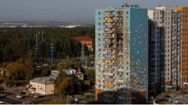 রাশিয়াজুড়ে ইউক্রেনের নজিরবিহীন ড্রোন হামলা