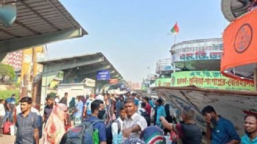 ঈদের আনন্দ শেষে ঢাকায় ফিরছেন কর্মজীবীরা