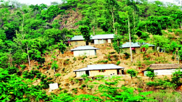 চট্টগ্রামে ভোর থেকে যৌথবাহিনীর সাঁড়াশি অভিযান