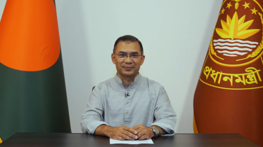 ঈদের আনন্দ সবার মাঝে ছড়িয়ে দিতে প্রধানমন্ত্রীর আহ্বান ঈদের আনন্দ সবার মাঝে ছড়িয়ে দিতে প্রধানমন্ত্রীর আহ্বান