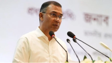 খেলোয়াড়দের রাজনীতি নয়, মাঠেই পরিচয় গড়ার আহ্বান প্রধানমন্ত্রীর