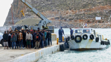 গ্রিস উপকূলে ১৮ বাংলাদেশিসহ ২২ অভিবাসীর করুণ মৃত্যু গ্রিস উপকূলে ১৮ বাংলাদেশিসহ ২২ অভিবাসীর করুণ মৃত্যু