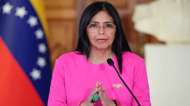 জ্বালানি সংকটে ভেনেজুয়েলায় এক সপ্তাহের ছুটি ঘোষণা