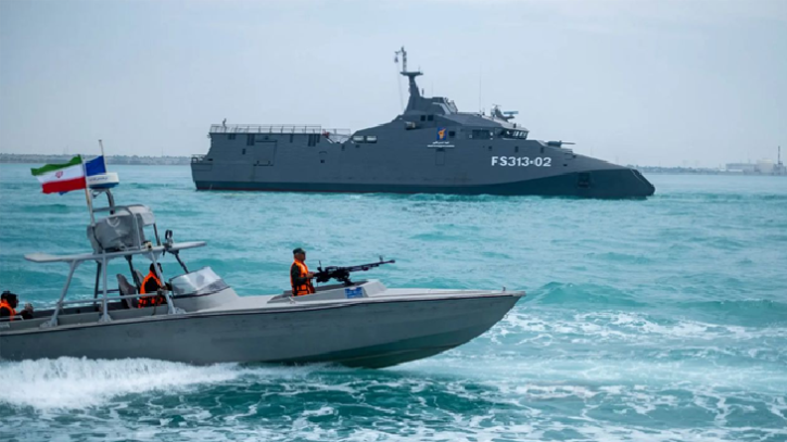 হরমুজ প্রণালিতে বাংলাদেশসহ ৬ দেশের জাহাজে নিরাপত্তা দেবে ইরান