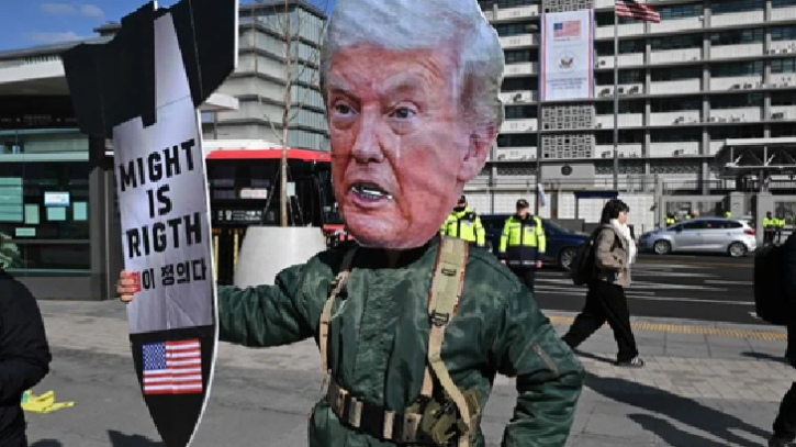 পরাজয় স্বীকার না আক্রমণ— দোটানায় ট্রাম্প