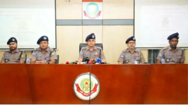 বোরখা পরে প্রাথমিক শিক্ষা অধিদফতরে আগুন দেয় পরিচ্ছন্নতা কর্মী: পুলিশ