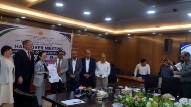 চীনের সিনোভ্যাক দিলো ৩ লাখ ৮০ হাজার ডোজ পোলিও টিকা 