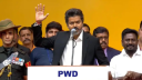 সিনেমার নায়ক থেকে তামিলনাড়ুর মুখ্যমন্ত্রী, শপথ নিলেন বিজয়