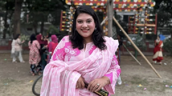 না ফেরার দেশে কারিনা কায়সার