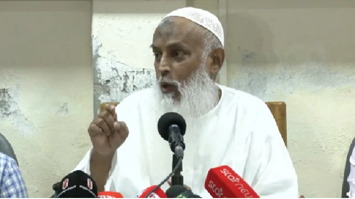 সংখ্যালঘুদের নিরাপত্তায় মন্ত্রিত্ব ছাড়তেও প্রস্তুত: ধর্মমন্ত্রী