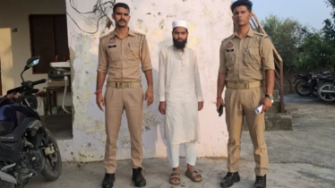 উচ্চস্বরে আজান দেয়ায় ভারতে মুয়াজ্জিন গ্রেফতার