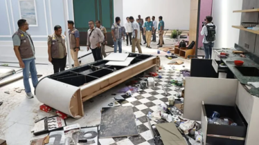 জামিনে বেরিয়ে নিউগিনি আবাসন প্রকল্পের মালিককে হত্যার হুমকি