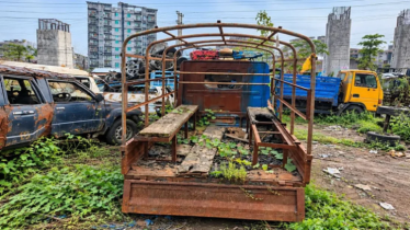 জুলাই জাদুঘরে যাচ্ছে আশুলিয়ায় ৬ লাশ পোড়ানোয় ব্যবহৃত পুলিশ ভ্যান