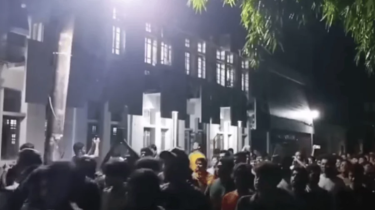 মধ্যরাতে উত্তাল চুয়েট, ভিসি ভবনে তালা মধ্যরাতে উত্তাল চুয়েট, ভিসি ভবনে তালা