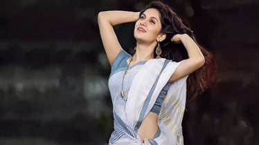 ‘নামে বিজ্ঞান আছে’ ভেবেই রাষ্ট্রবিজ্ঞানে মিথিলা!