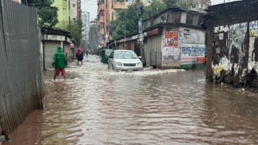 ভারি বৃষ্টিতে ডুবলো রাজধানী, চরম দুর্ভোগে নগরবাসী ভারি বৃষ্টিতে ডুবলো রাজধানী, চরম দুর্ভোগে নগরবাসী