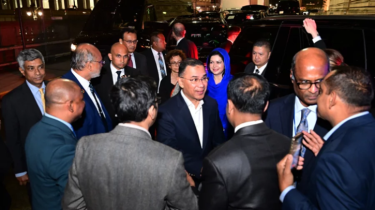 জাতিসংঘে ভাষণ দিতে নিউইয়র্কে প্রধানমন্ত্রী জাতিসংঘে ভাষণ দিতে নিউইয়র্কে প্রধানমন্ত্রী